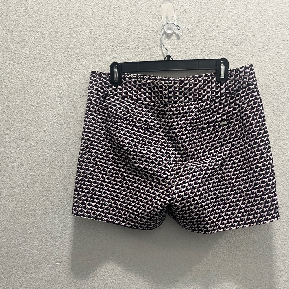 White House Black Market- new without tags. Size 6 - Picture 2 of 2